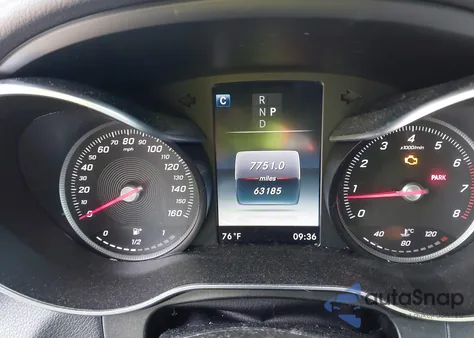 2017 Mercedes-Benz Glc 300 4Matic z USA, uszkodzony, nr VIN WDC0G4KB3HF145327